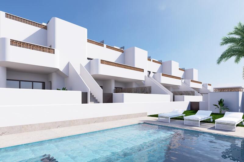 Townhouse for sale in Dolores, Alicante