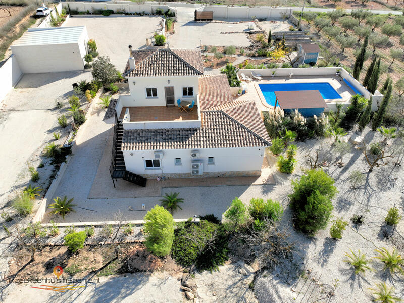 4 Schlafzimmer Villa zu verkaufen