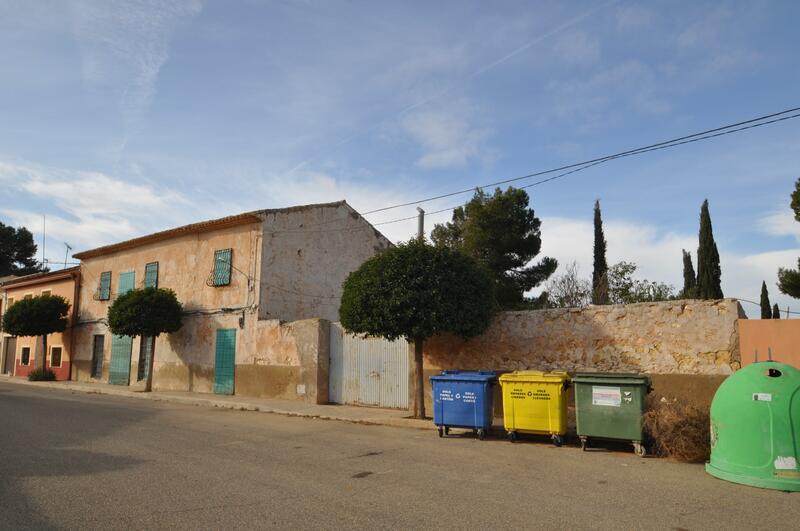 Townhouse for sale in Pinoso, Alicante