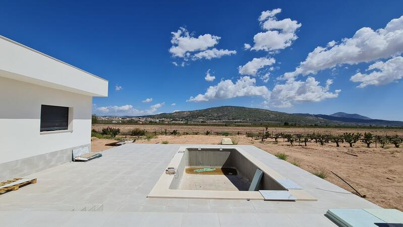 Villa Te koop in Pinoso, Alicante