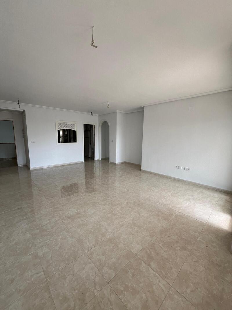 2 slaapkamer Appartement Te koop