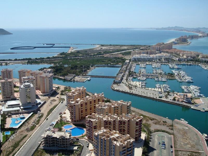 Lejlighed til salg i La Manga del Mar Menor, Murcia