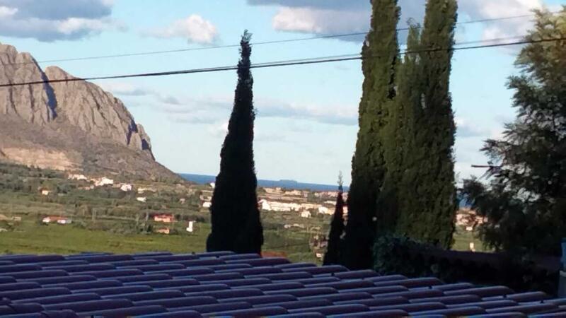 Grundstück zu verkaufen in Benidoleig, Alicante