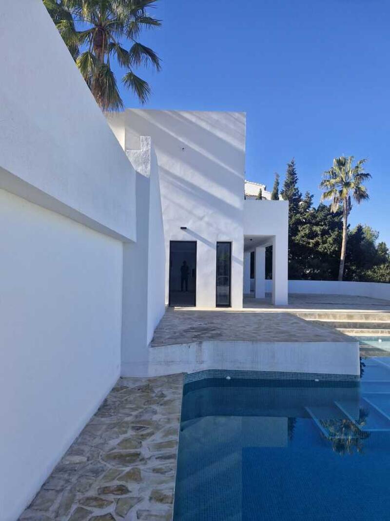 4 bedroom Villa for sale