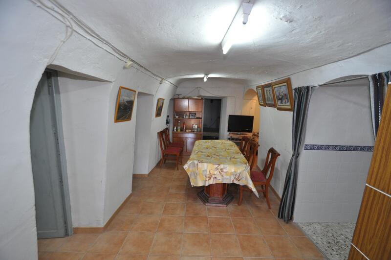 4 Cuarto Casa Cueva en venta