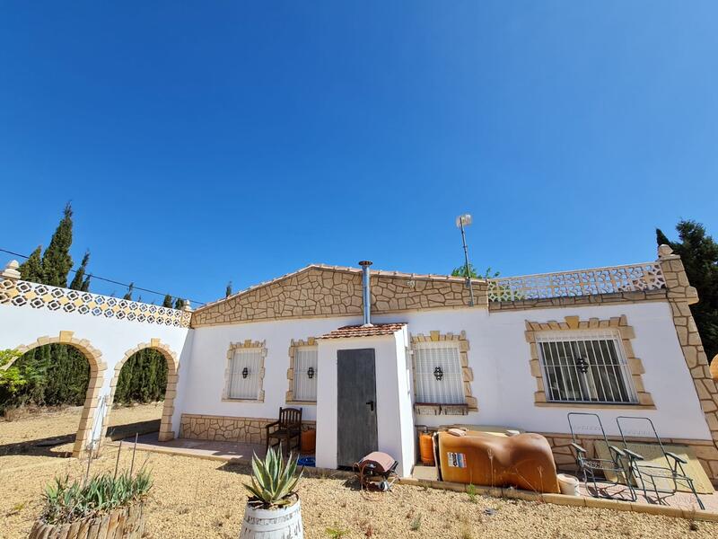 Villa zu verkaufen in Monóvar, Alicante