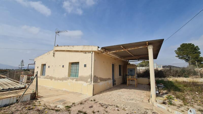 2 Schlafzimmer Landhaus zu verkaufen