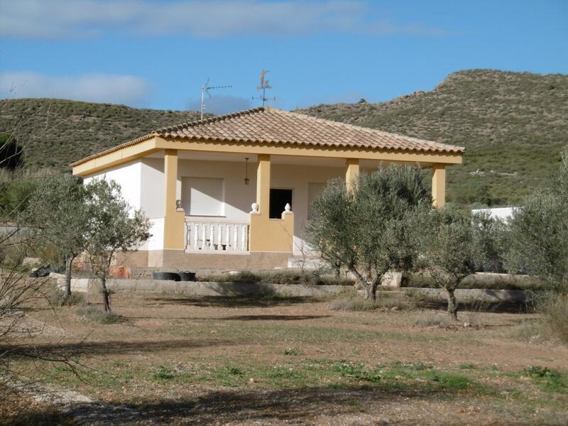 2 bedroom Country House for sale