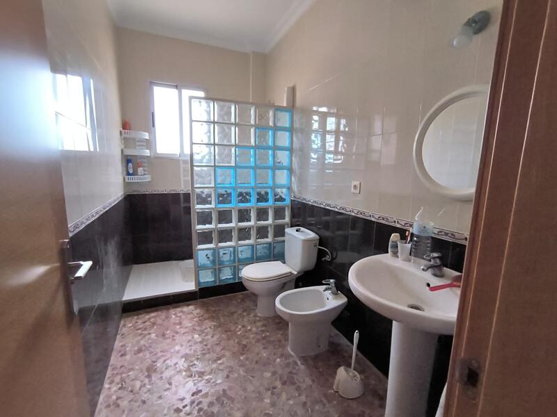 2 bedroom Country House for sale