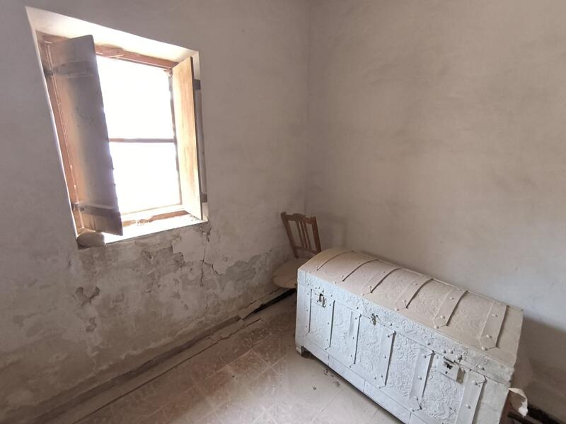 7 Cuarto Casa Cueva en venta