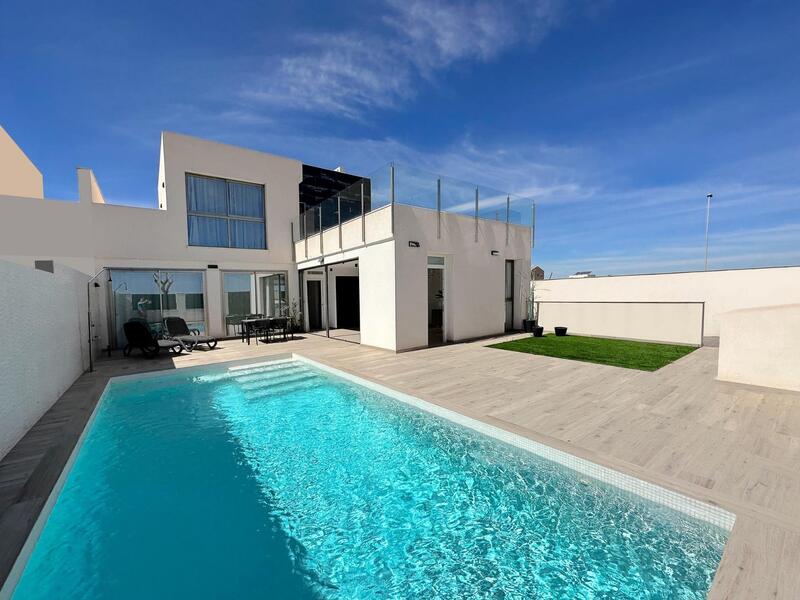 Villa for sale in Los Belones, Murcia