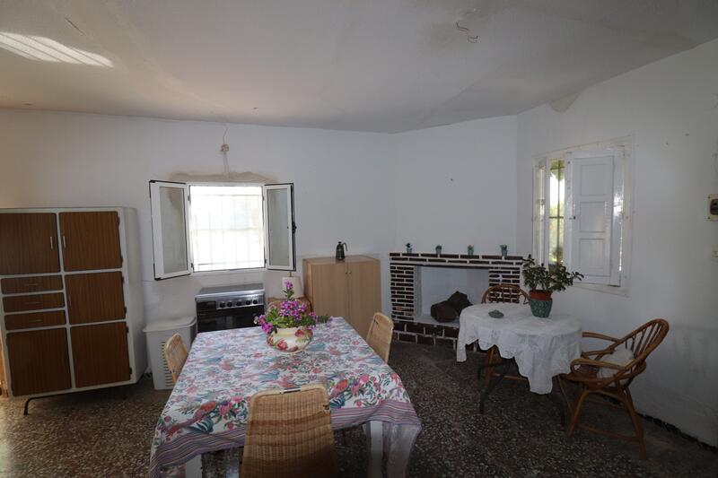 2 bedroom Country House for sale