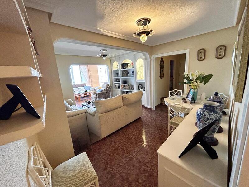 3 bedroom Apartment for sale