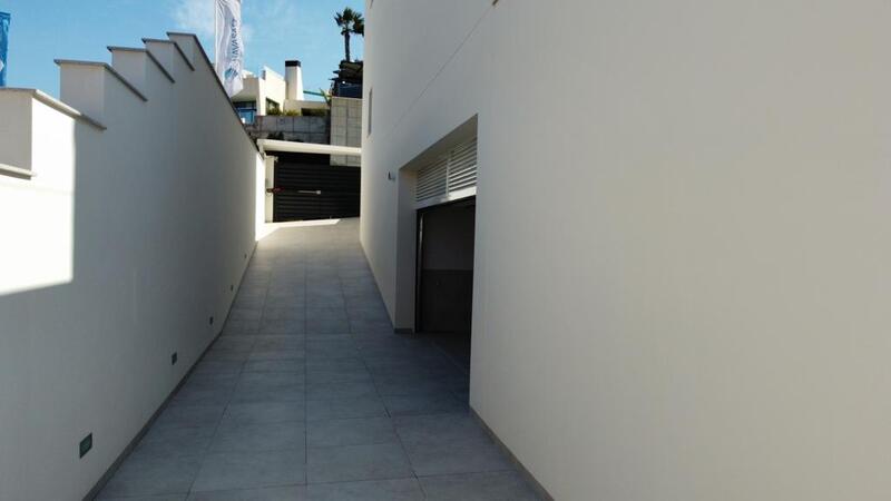 4 Cuarto Villa en venta