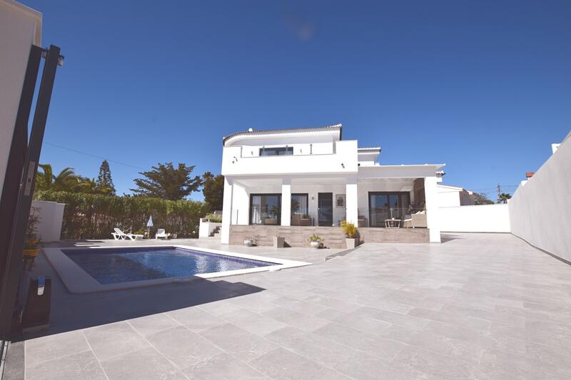 Villa til salgs i Ciudad Quesada, Alicante