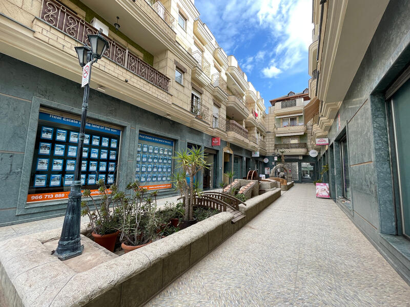 Apartment for sale in Benijófar, Alicante