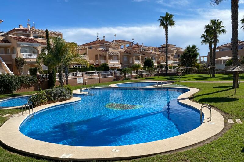 Apartment for sale in Punta Prima, Alicante