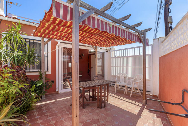 1 Cuarto Villa en venta