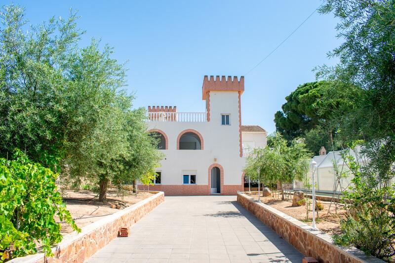 Villa til salg i Orihuela Costa, Alicante