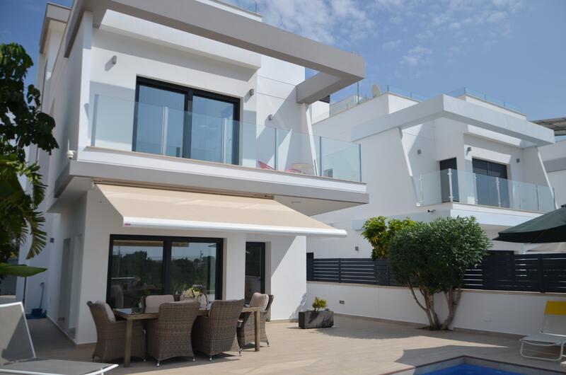 3 bedroom Villa for sale