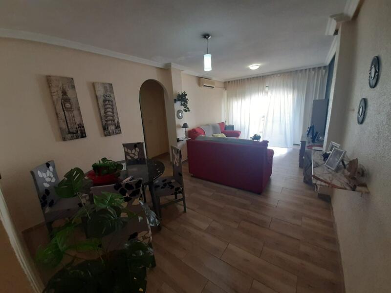 2 slaapkamer Appartement Te koop