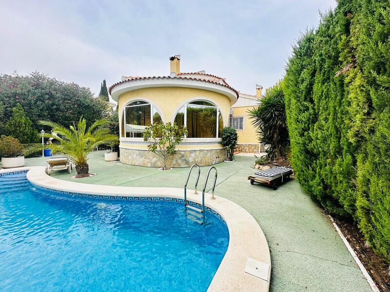 Villa for sale in Rojales, Alicante