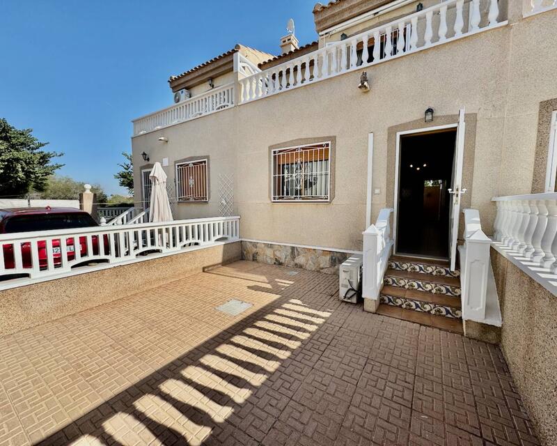 2 bedroom Villa for sale