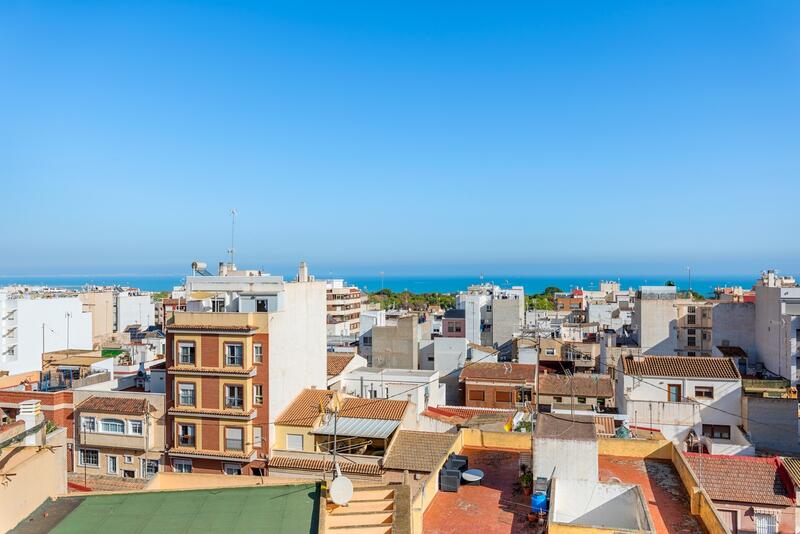 Townhouse for sale in Guardamar del Segura, Alicante