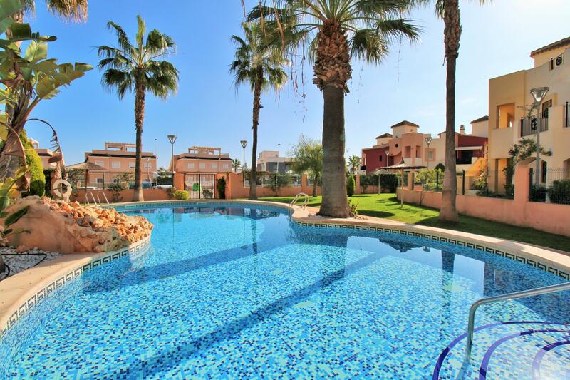 Apartment for sale in Punta Prima, Alicante