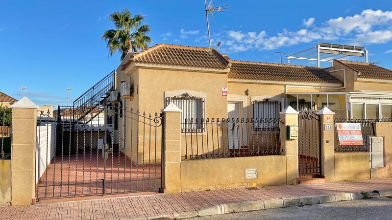 Duplex till salu i Torrevieja, Alicante