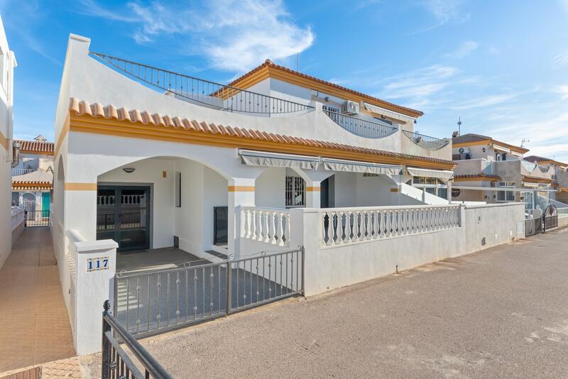 Villa à vendre dans Orihuela Costa, Alicante