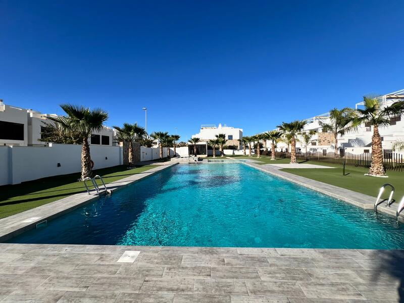 Maison de Ville à vendre dans Torre de la Horadada, Alicante