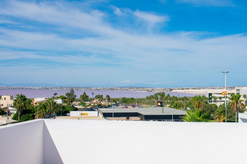 Rekkehus til salgs i Los Balcones, Alicante