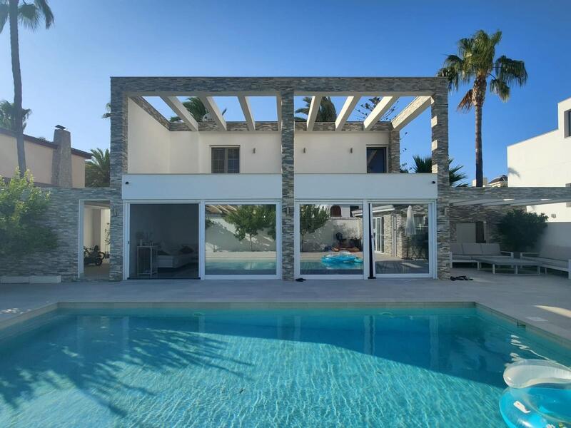 Villa à vendre dans Orihuela Costa, Alicante