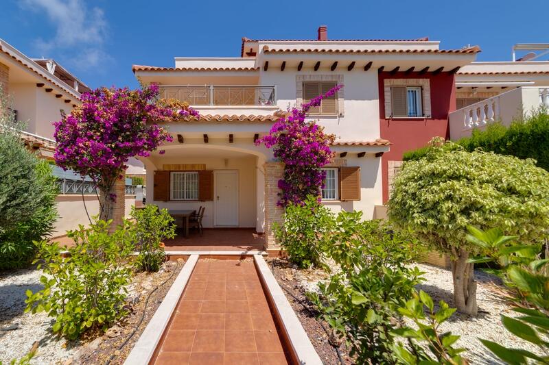 Townhouse for sale in Orihuela Costa, Alicante