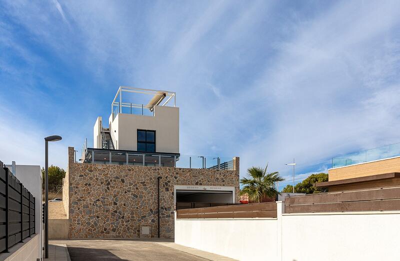 Villa en venta en Algorfa, Alicante