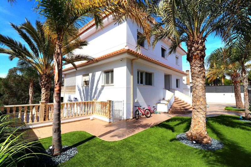 Villa à vendre dans Orihuela Costa, Alicante