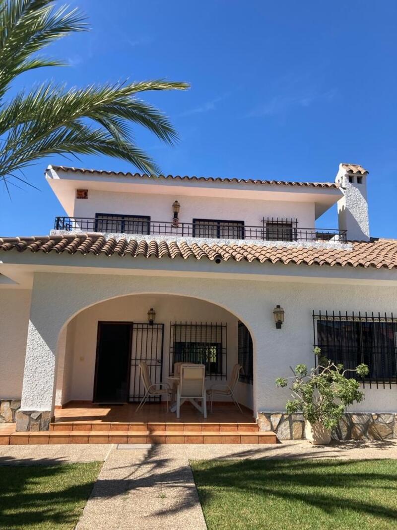 Villa en venta en Orihuela Costa, Alicante