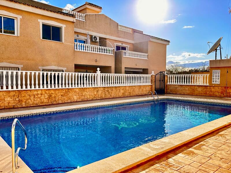 Apartamento en venta en Formentera del Segura, Alicante