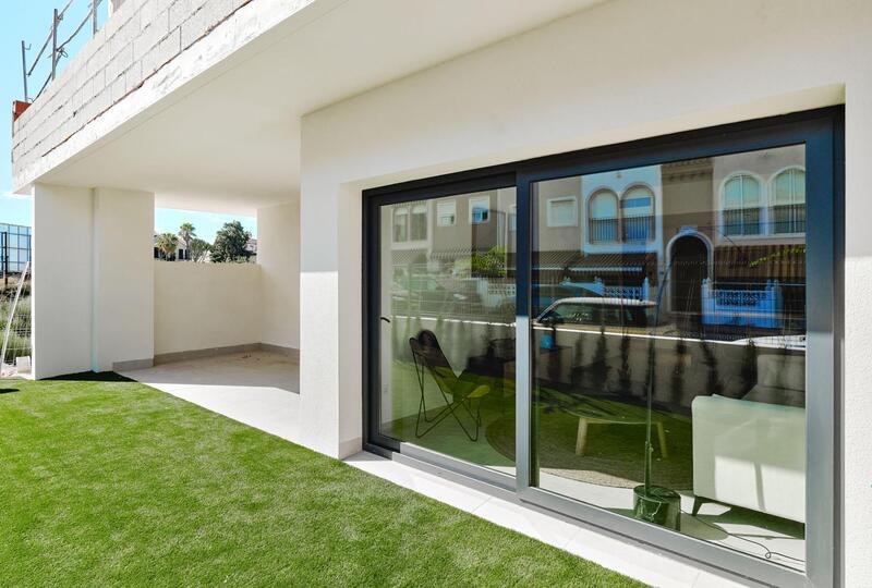 Villa for sale in Torrevieja, Alicante