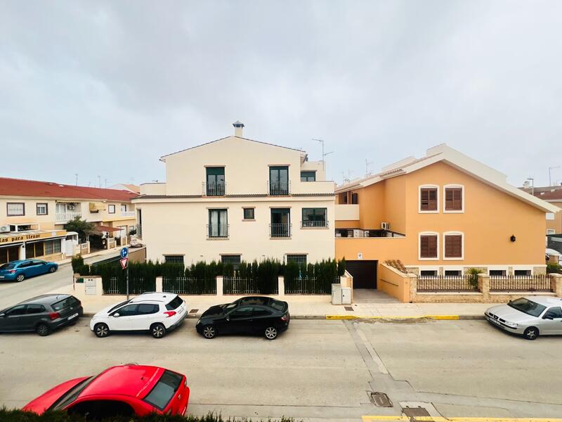 4 Cuarto Villa en venta