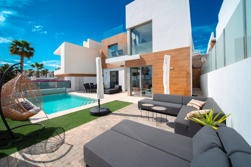 Villa en venta en Orihuela Costa, Alicante