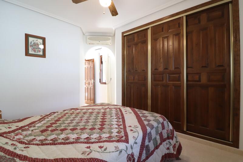 3 Cuarto Villa en venta