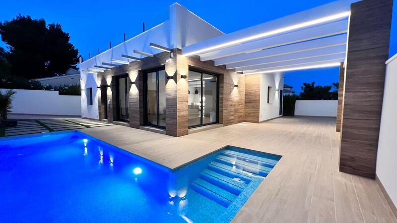 Villa for sale in Orihuela Costa, Alicante