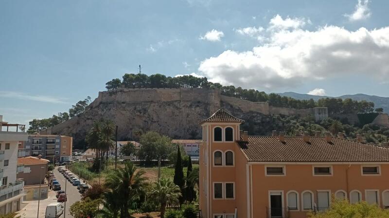 Appartement für Langzeitmiete in Denia, Alicante