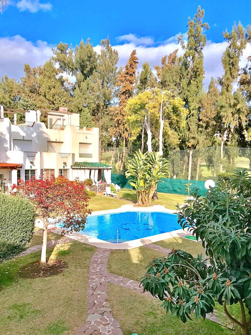 Casa de Campo en venta en Nueva Andalucia, Málaga