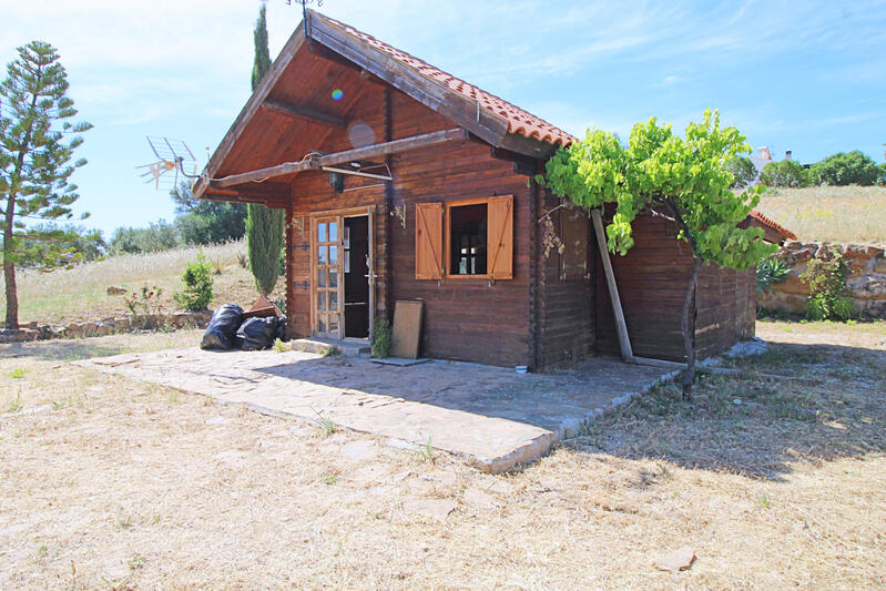 2 Schlafzimmer Landhaus zu verkaufen