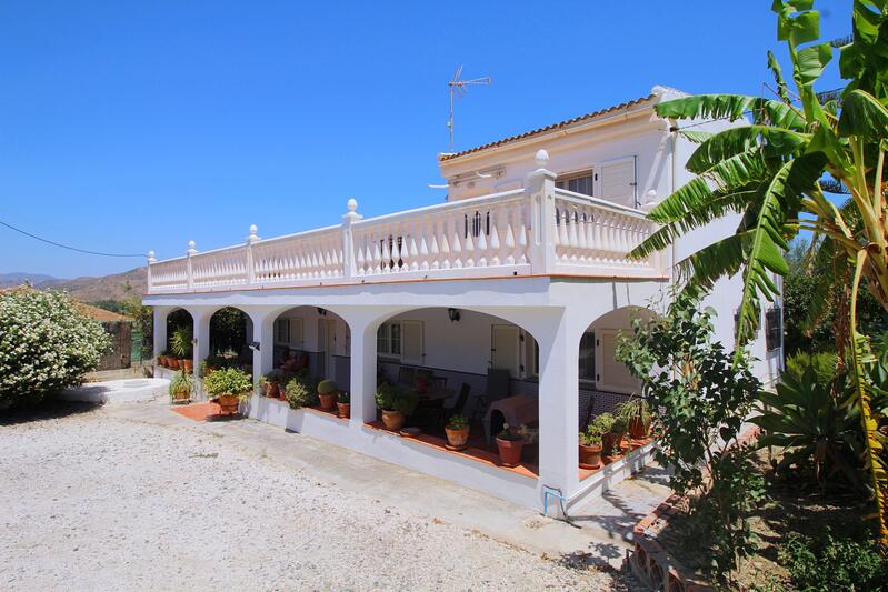 Country House for sale in Cartama, Málaga