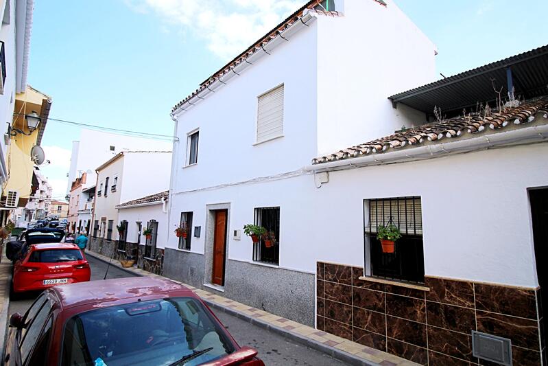 Villa for sale in Coin, Málaga