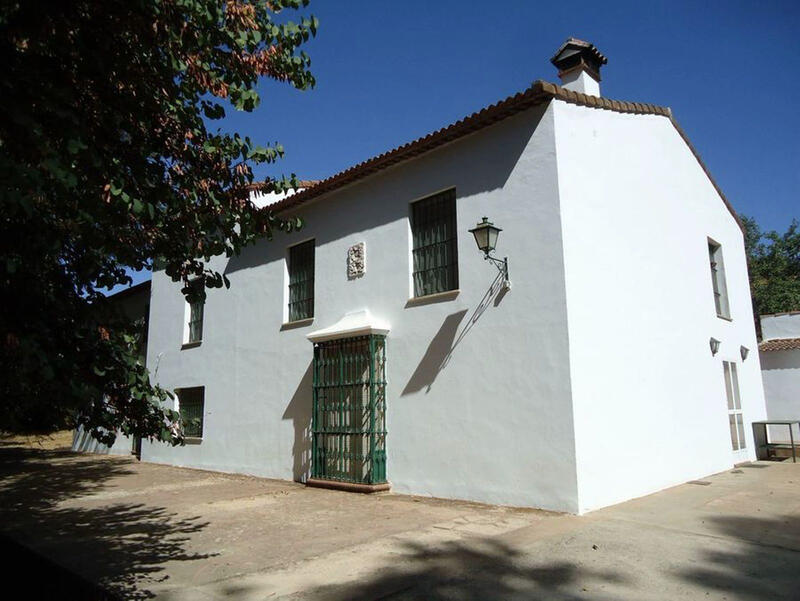 Деревенский Дом продается в Constantina, Sevilla